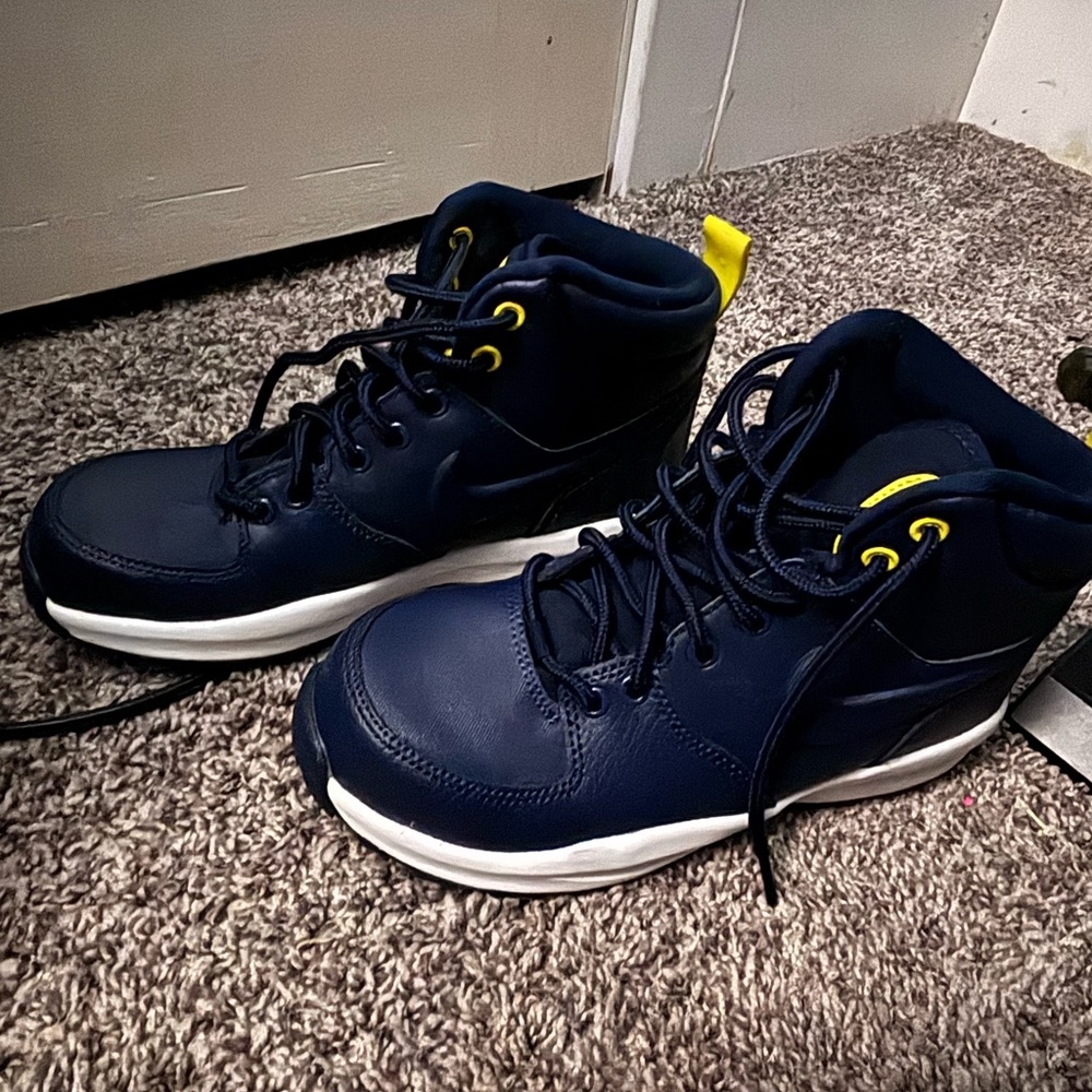 Boys Navy Blue High-Top Boot
